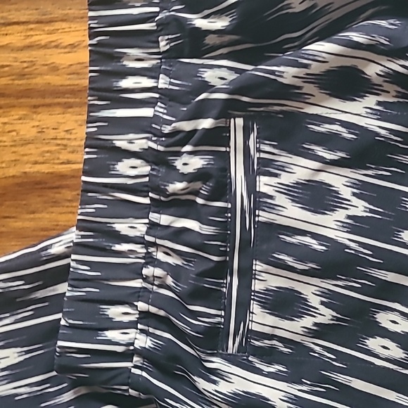 Athleta ruched ankle beach pants Size 4 - Picture 8 of 8